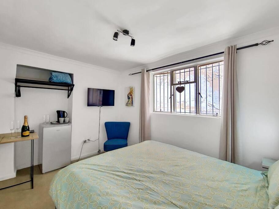 Cosy At The Foothills Of Table Mountain-secure Cidade Do Cabo